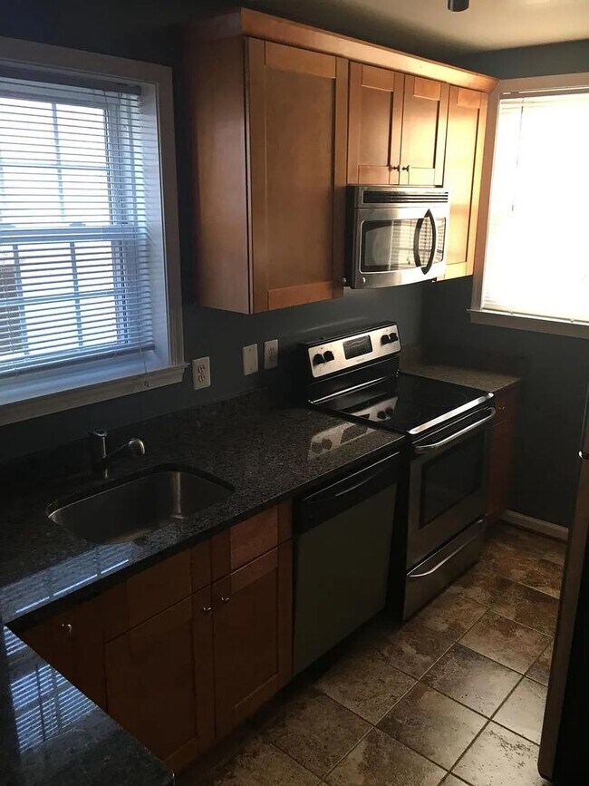 Foto del edificio - 640 11th St NE