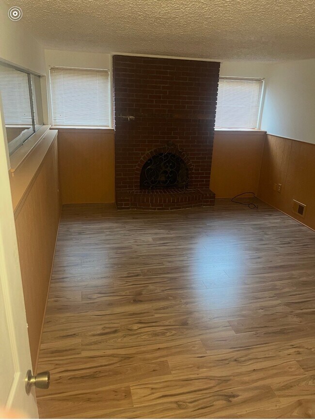 Building Photo - 38851 Arlingdale Dr