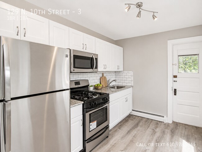 Foto del edificio - 129 N 10th St