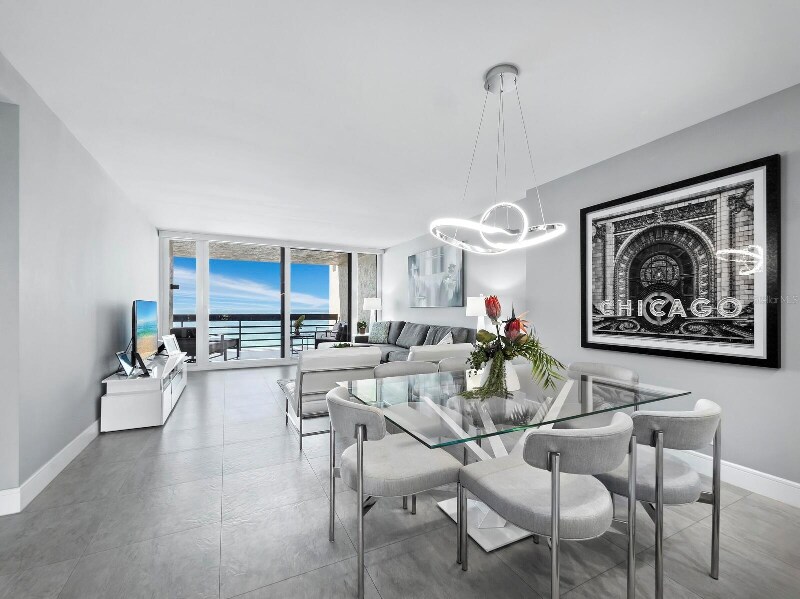 Foto principal - 1055 Gulf of Mexico Dr