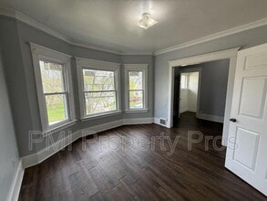 Building Photo - 2155 N 32nd St