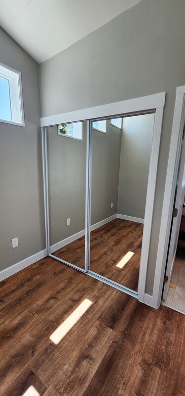 Foto del edificio - 5347 Bingham Ct