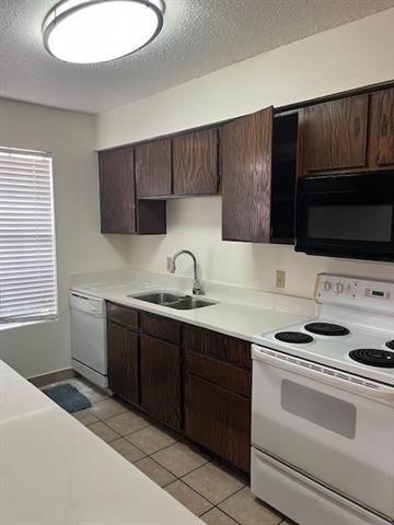 Foto del edificio - 902 N Nursery Rd