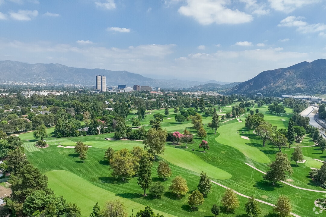 Toluca Lake