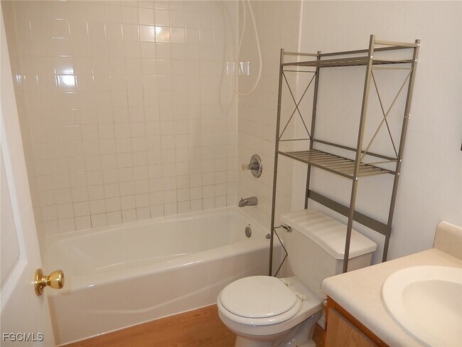 Building Photo - 3309 2nd St SW