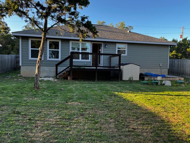 Building Photo - 1094 Chisolm Trail