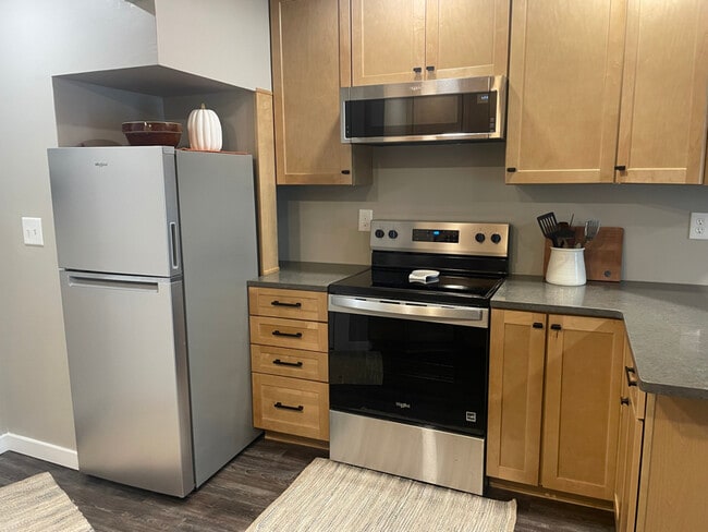 Foto del edificio - 9538 Woodside Cir