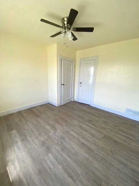 Foto del edificio - 602 S Main St