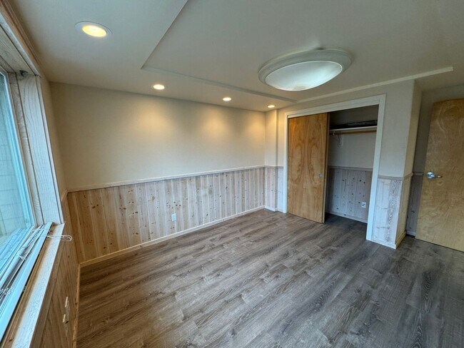 Building Photo - 1026/A/
