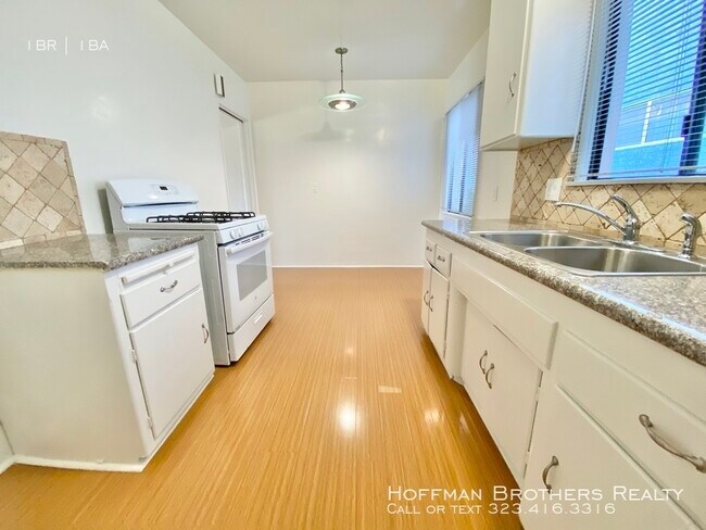 Foto del edificio - 222 Avenue H  Redondo Beach, CA 90277