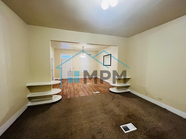 Building Photo - 103 Linderman Ave