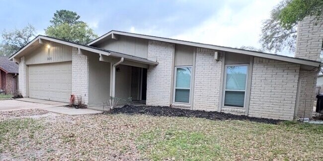 Building Photo - 3810 Marywood Dr