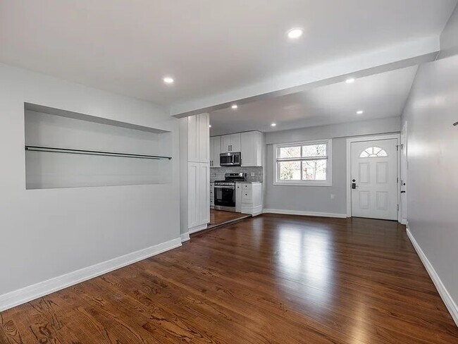 Foto del edificio - 7225 E Prairie Rd