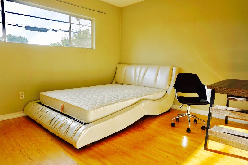 Foto principal - 1648 Franklin St