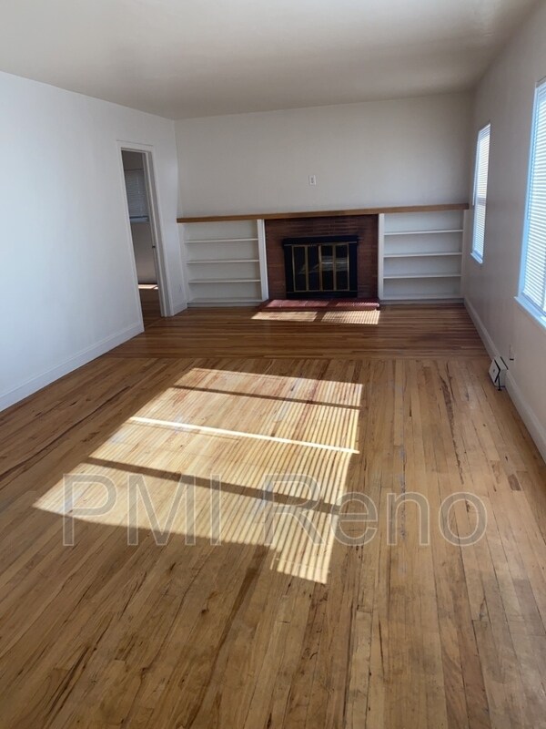 Foto del edificio - 31 Raymond Dr