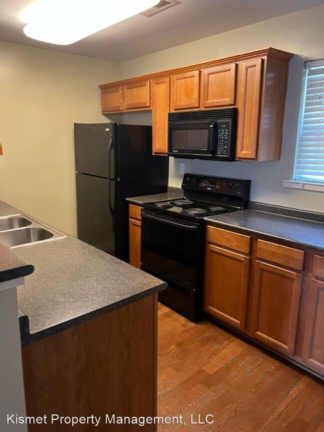 Foto del edificio - 2 br, 1.5 bath House - 1655 Parktown Place