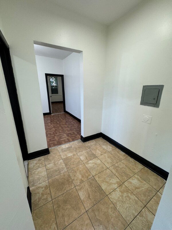 Foto del edificio - 1183 Broad St