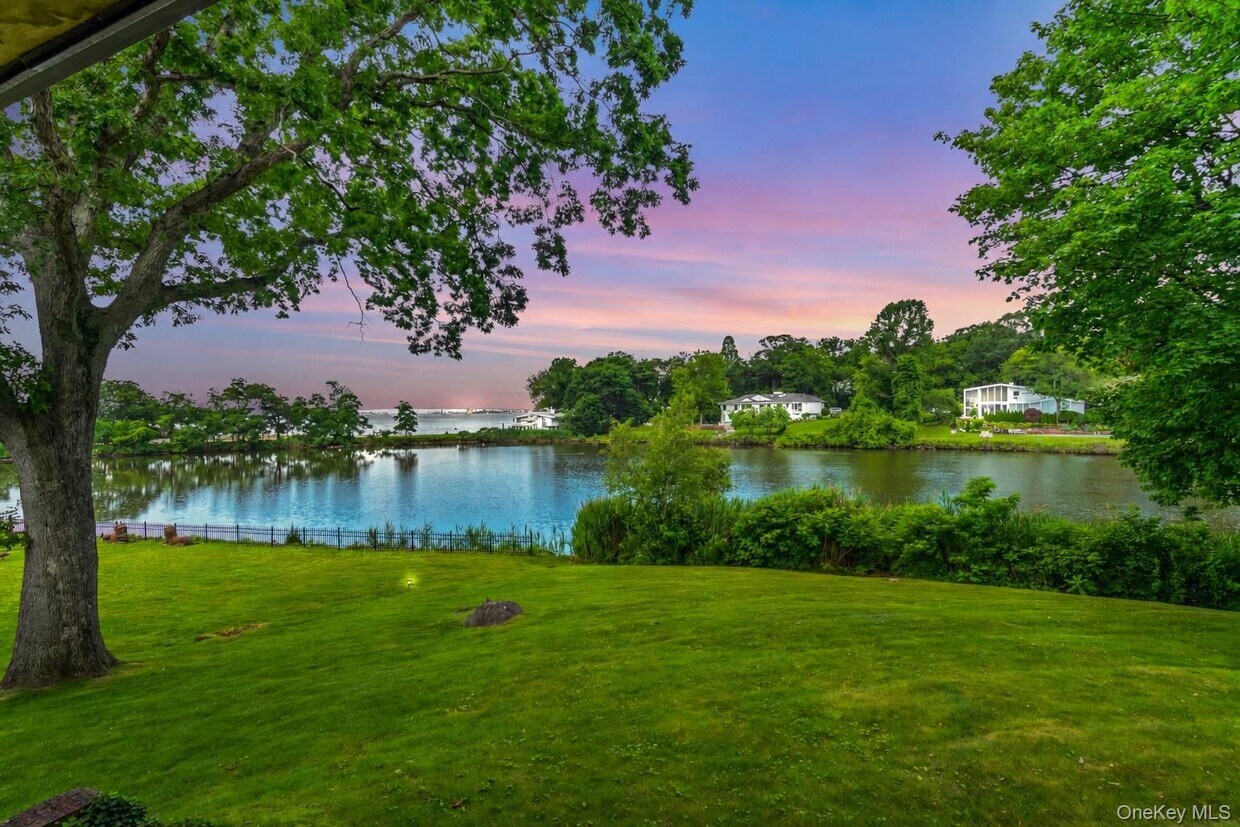 Foto del edificio - 230 Grist Mill Ln