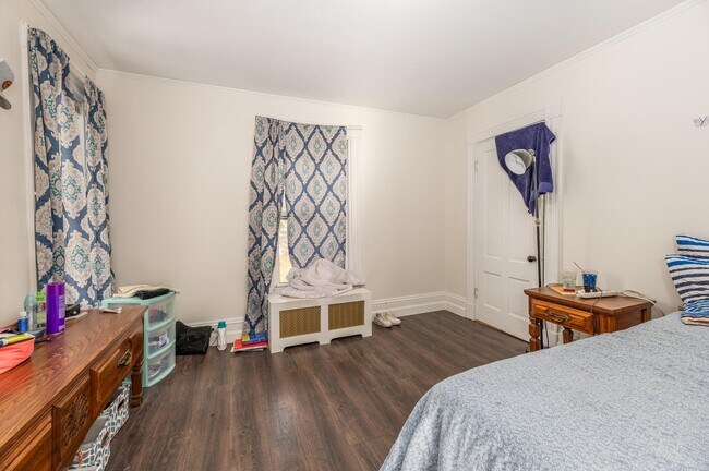 Foto del edificio - 145 Pine St