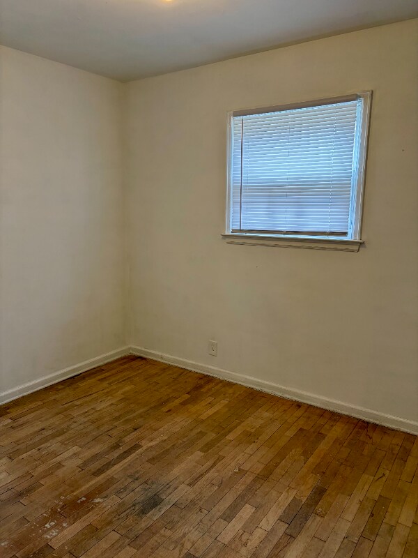 Foto del edificio - 5813 Edwards Ave