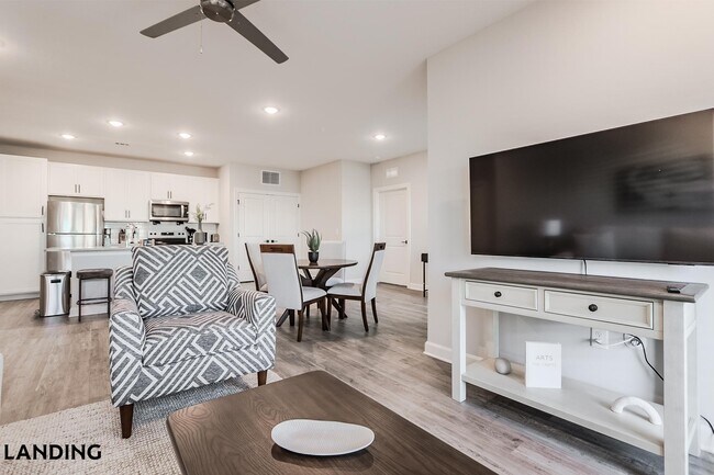 Foto del edificio - 5001 Willowgate Loop