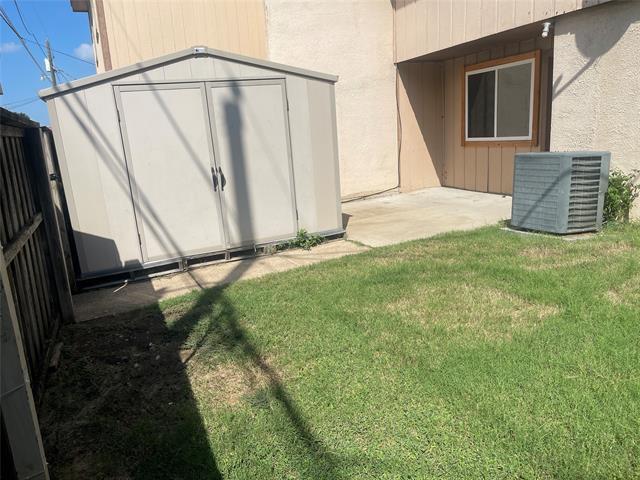 Foto del edificio - 5734 Harvest Hill Rd