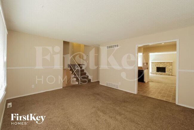 Foto del edificio - 8009 E 92nd St