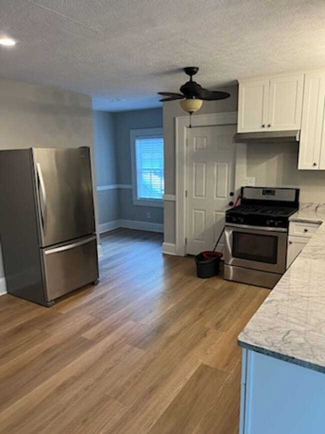 Photo - 670 Ridgewood Ave House