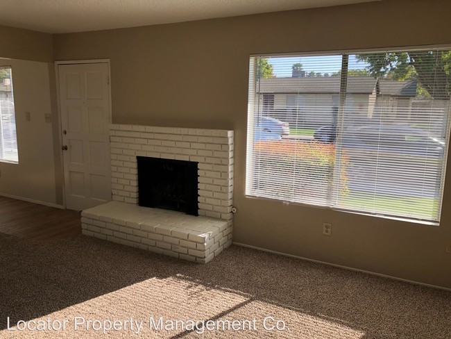 Building Photo - 2804 N Half Moon Dr