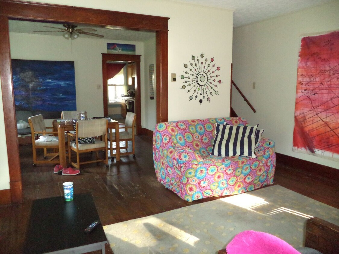 811 W Beaver Ave Unit 1, State College, PA 16801 Room for Rent in