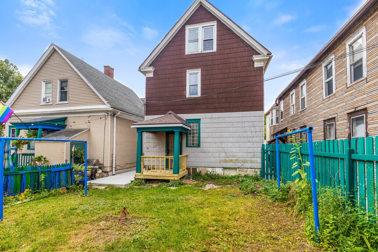 Foto principal - 928 E Locust St