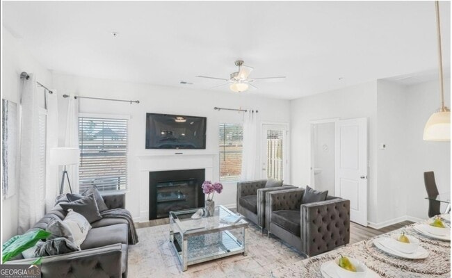 Building Photo - 11722 Chatham Dr