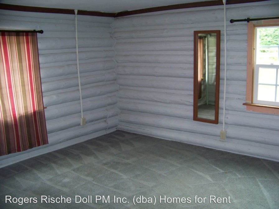 Building Photo - 136 W Troxell Rd