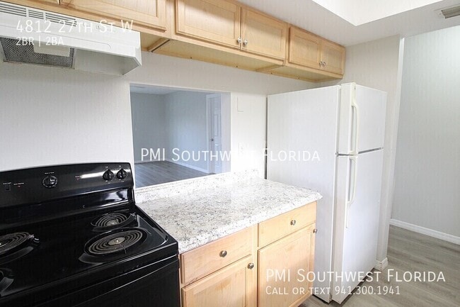 Building Photo - 4812 27th St W
