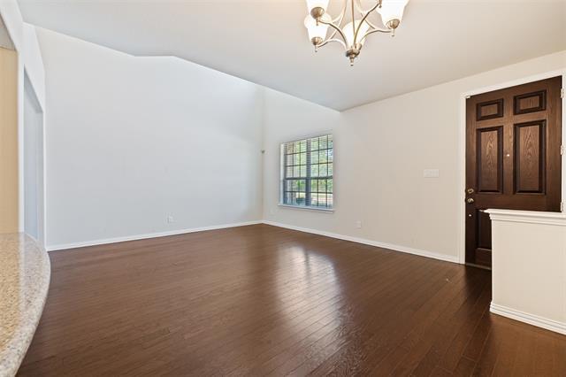 Foto del edificio - 664 S Greenville Ave