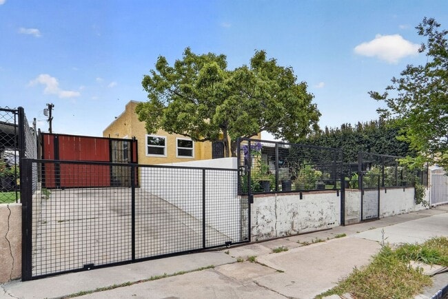 Foto del edificio - 621 Morrison St