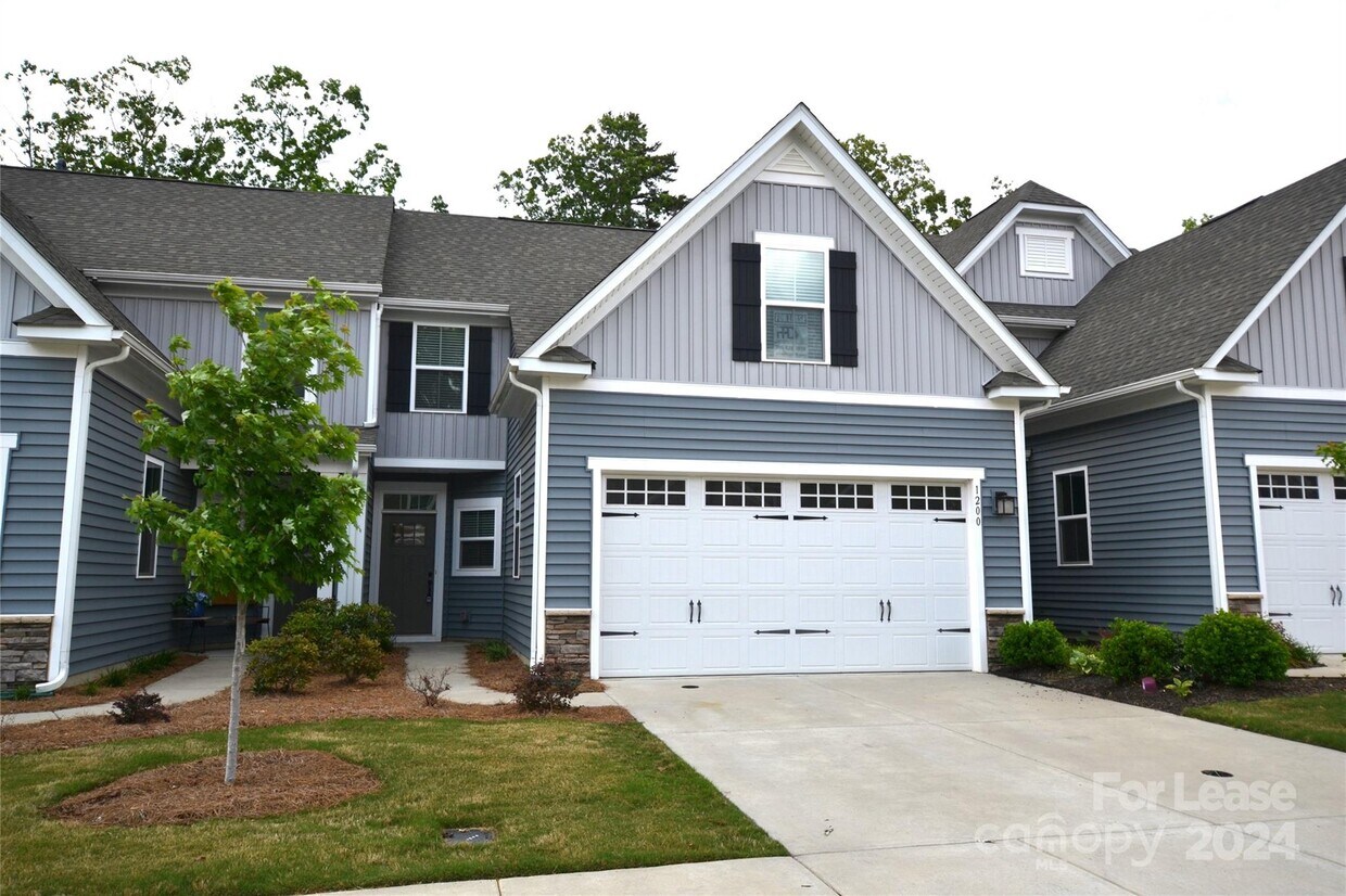 1200 Harkey Creek Dr, Unionville, NC 28110 Townhome Rentals in