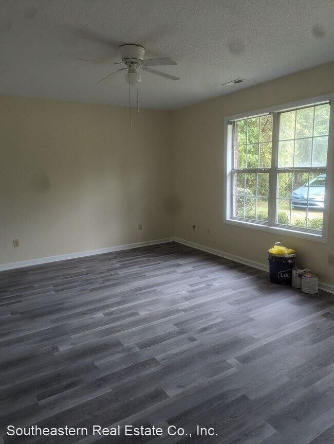 Building Photo - 2 br, 1.5 bath House - 741 NC 24/50 HWY
