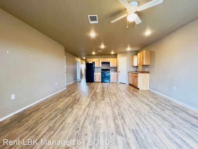 Building Photo - 3 br, 2 bath House - 4103 E 61st Street