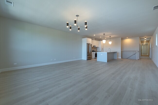 Foto del edificio - 4313 S Indiana Ave