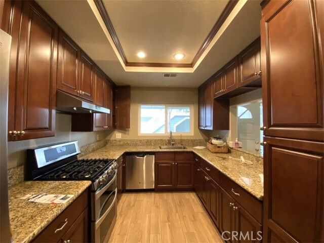 Building Photo - 43 Remington