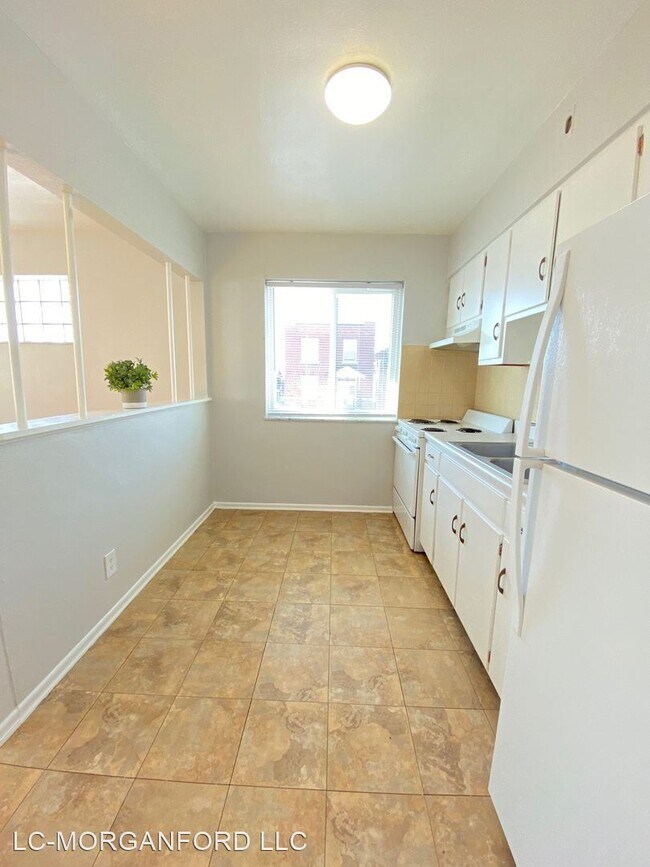 Building Photo - 3546 Morganford Rd