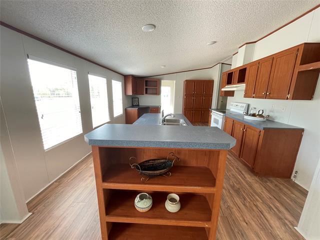 Foto del edificio - 12901 Heather Brook Rd