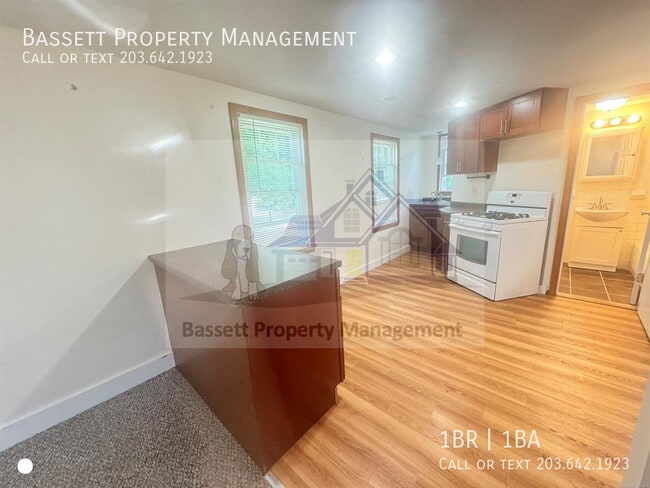 Building Photo - 847 Quinnipiac Ave