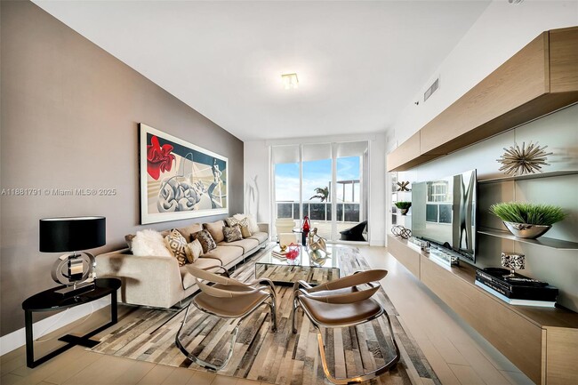 Foto del edificio - 15901 Collins Ave