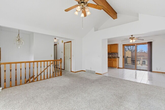 Foto del edificio - 8822 N 83rd St