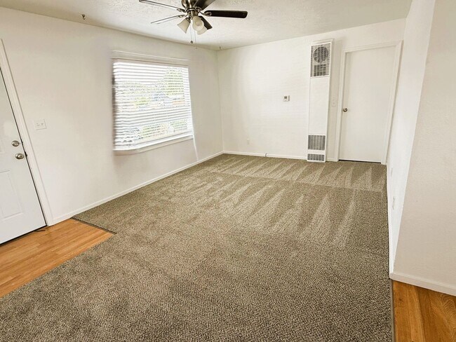 Foto del edificio - Welcome Home!