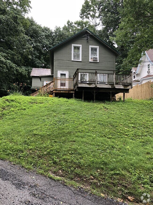 Apartments For Rent in Adams, MA 9 Rentals