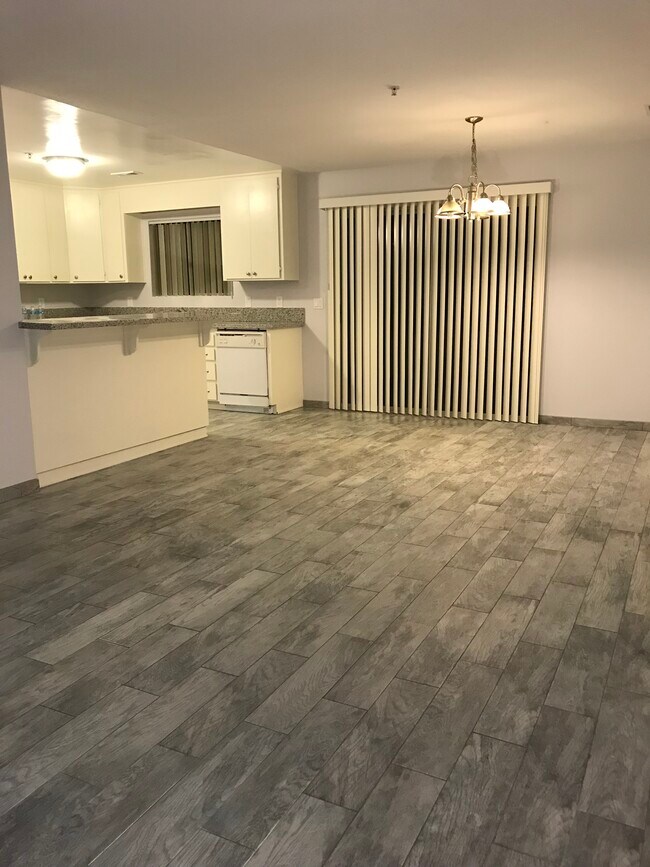 1415 Sweetbriar Cir, Carlsbad, CA 92011 Apartments in Carlsbad, CA