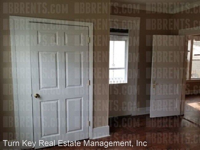 Building Photo - 3 br, 1 bath House - 1204 Pine Street,